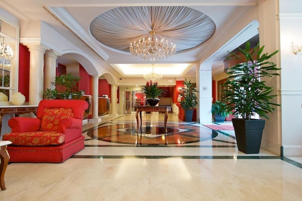 เมอร์เคียว ปาร์มา สเตนดาล Hotel ภายนอก รูปภาพ
