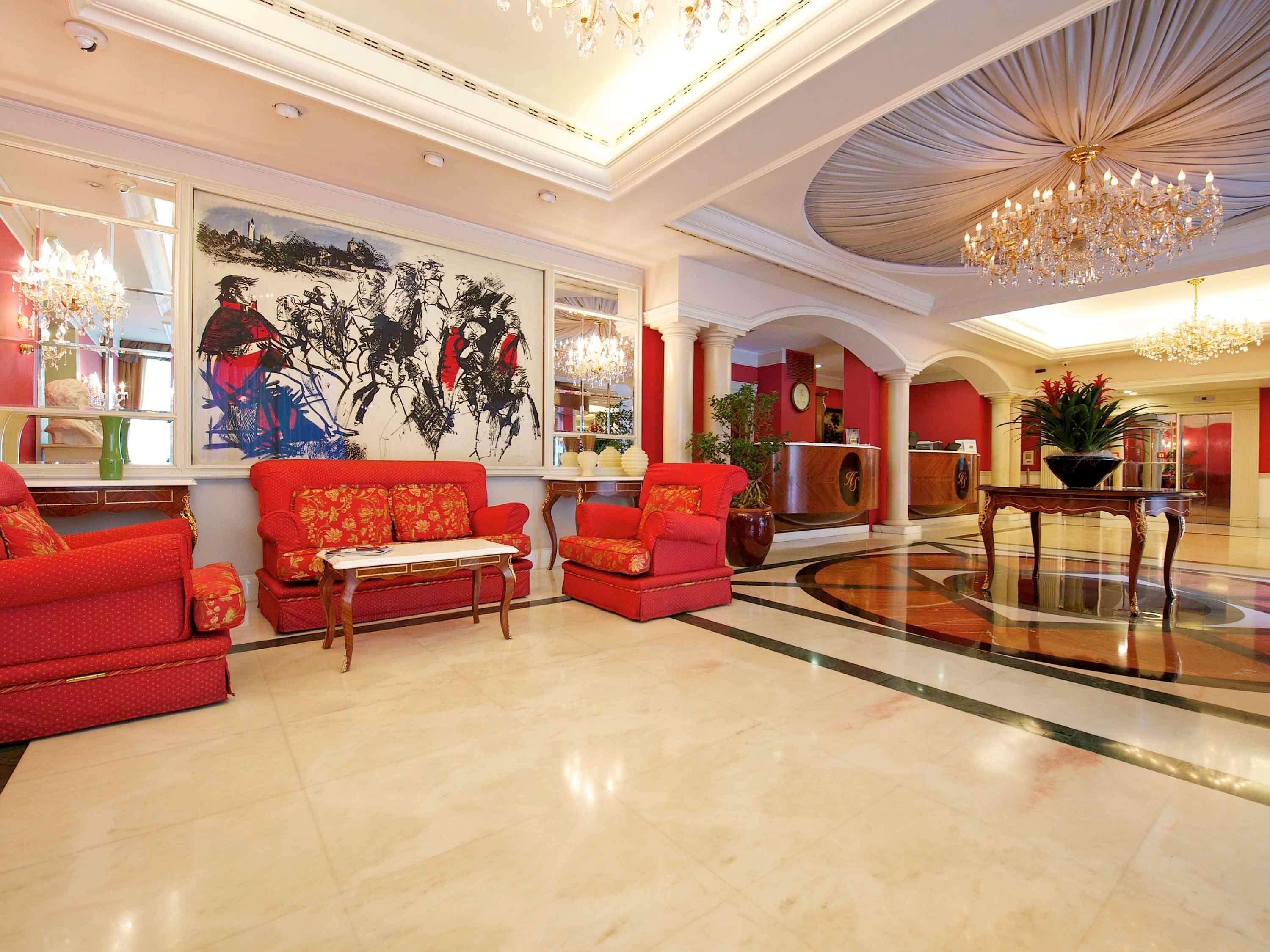 เมอร์เคียว ปาร์มา สเตนดาล Hotel ภายนอก รูปภาพ